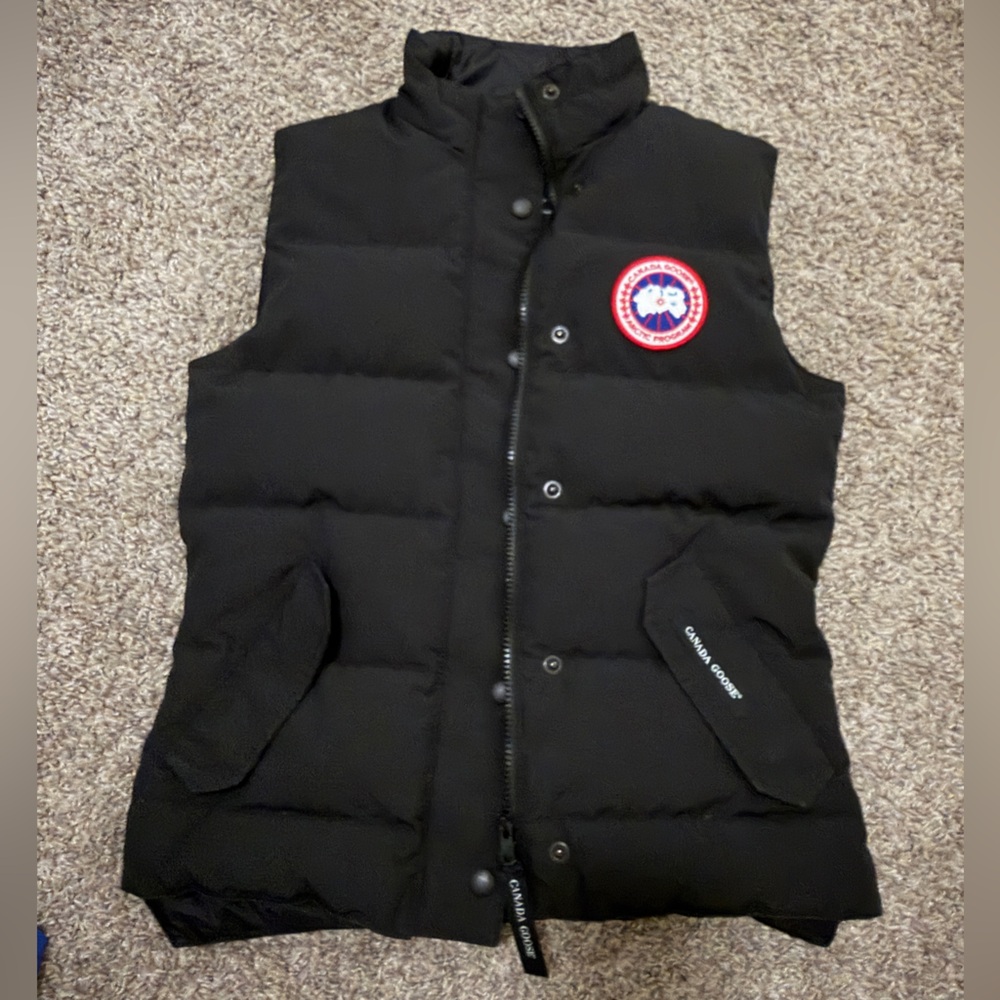 Canada Goose Black Quilted Vest